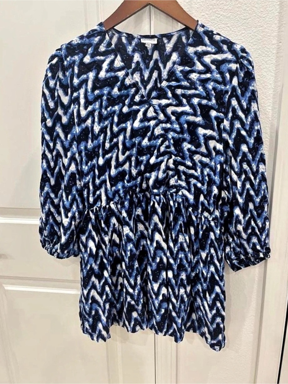 Deebaco Abstract Mini Dress in Blue & White Size XXL